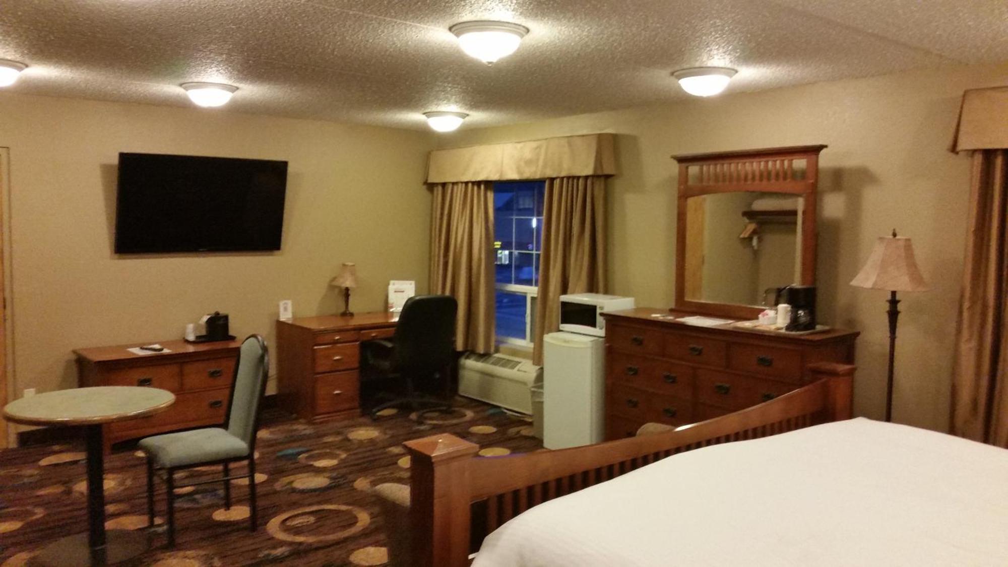 Stonebridge Hotel Fort Mcmurray Room photo