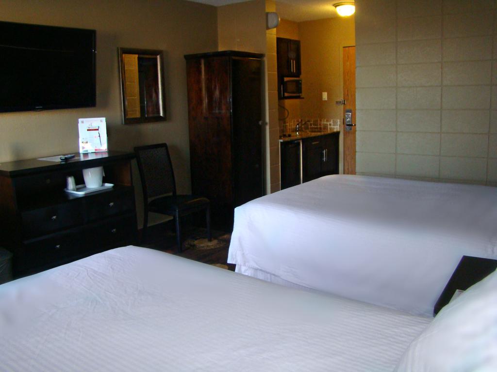 Stonebridge Hotel Fort Mcmurray Exterior photo